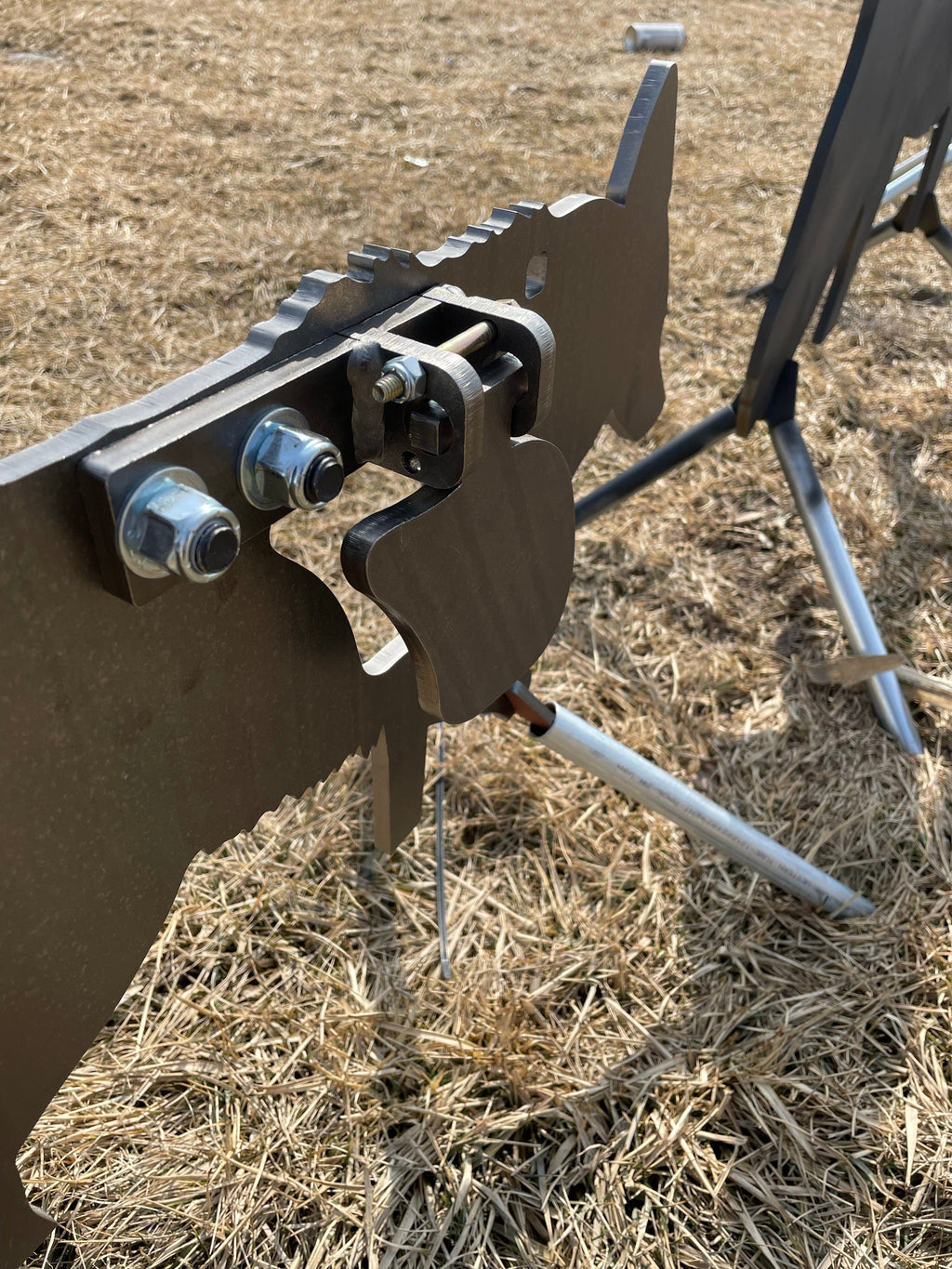 AR500 Coyote Target W/ REACTIVE Vital - Small