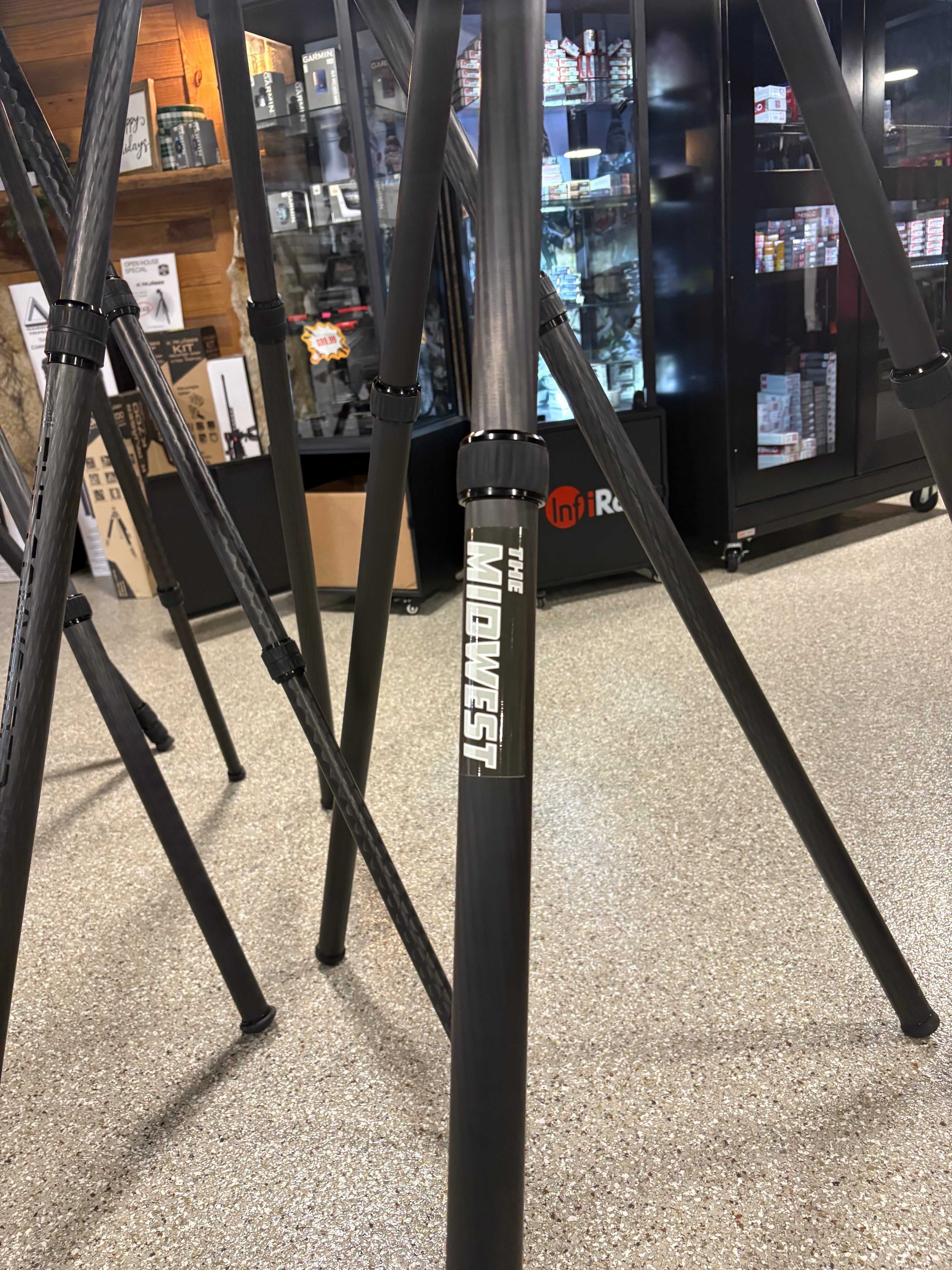 The MIDWEST Tripod